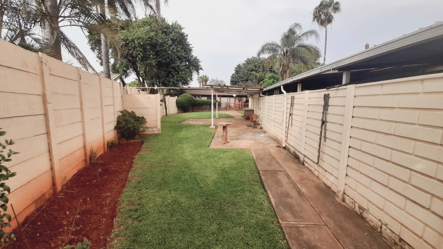 3 Bedroom Property for Sale in Mooinooi North West